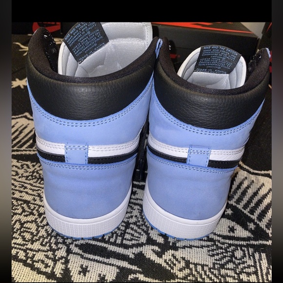 Clean Size 12 - Jordan 1 Retro OG High University Blue 555088 134 - Picture 10 of 10
